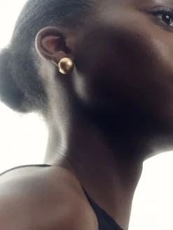 Reiss Pollie Polished Ball Huggie Earrings Gold Outlet