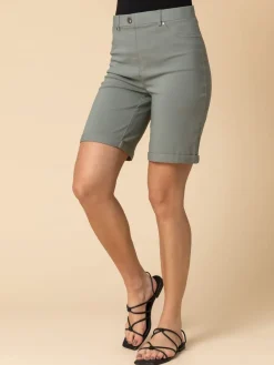 Roman Pear Green Turned Hem Stretch Shorts Online