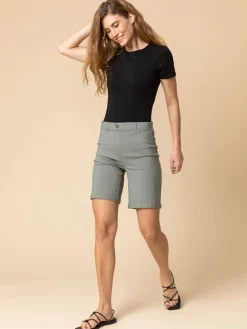 Roman Pear Green Turned Hem Stretch Shorts Online