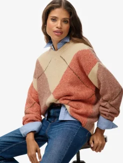 Superdry Cream Oversized Argyle V-Neck Jumper