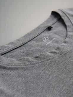 The Set 7 Pack Essential T-Shirts Black/Brown/Taupe/Pink/Light Pink/Cream/White