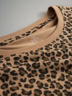 The Set 4 Pack Half Sleeve Fitted Crew Neck T-Shirts Black/White/Animal/Pink