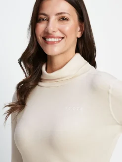 Tog 24 Meru Roll Neck Baselayer Cream