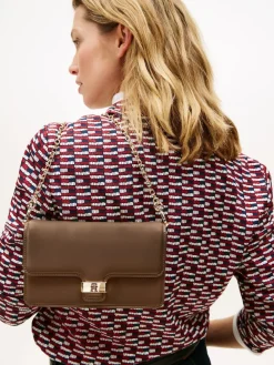 Tommy Hilfiger Heritage Monogram Plaque Clutch Brown New