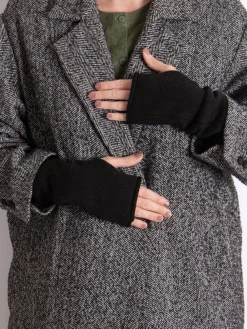 Totes Black Ladies Isotoner Soft Touch Knit Fingerless Gloves New