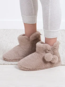 Totes Cream Toasties Ladies Faux Fur Boot Slippers New