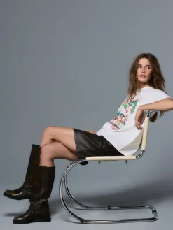 Next White License Fleetwood Mac Graphic Short Sleeve Crew Neck T-Shirt Best