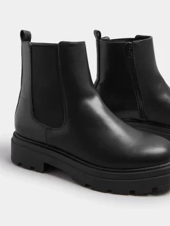 Yours Curve Black Wide Fit Chunky Chelsea Boots